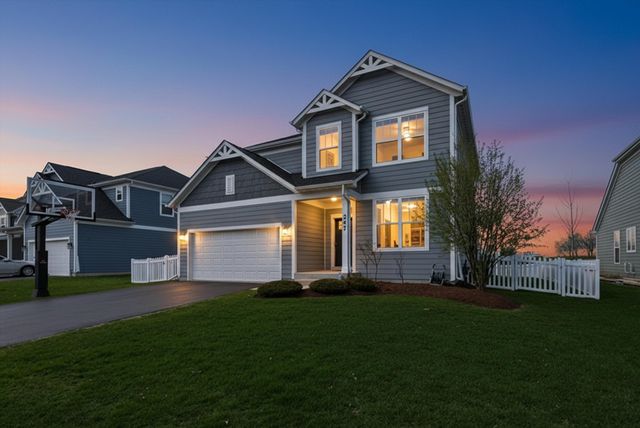 247 Carole Street, Sugar Grove, IL 60554