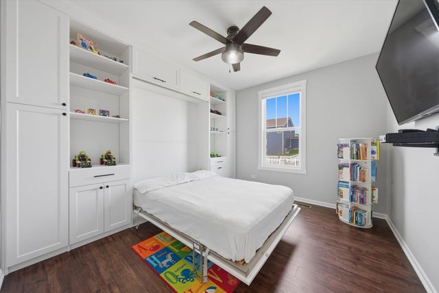 247 Carole Street, Sugar Grove, IL 60554