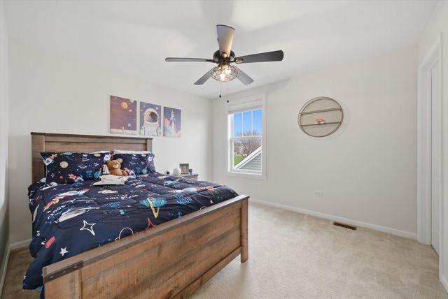 247 Carole Street, Sugar Grove, IL 60554