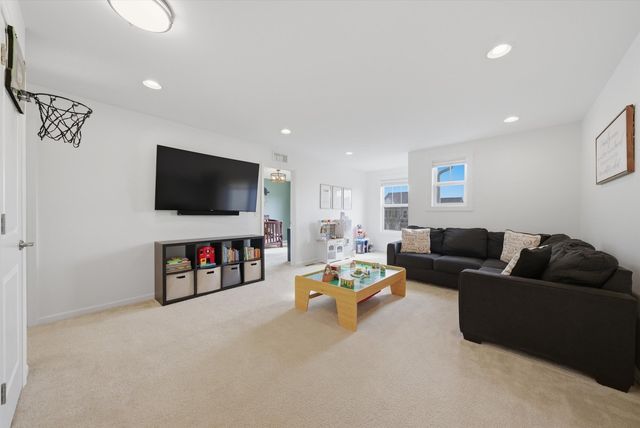 247 Carole Street, Sugar Grove, IL 60554