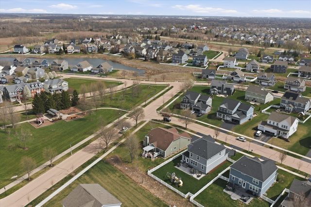 247 Carole Street, Sugar Grove, IL 60554