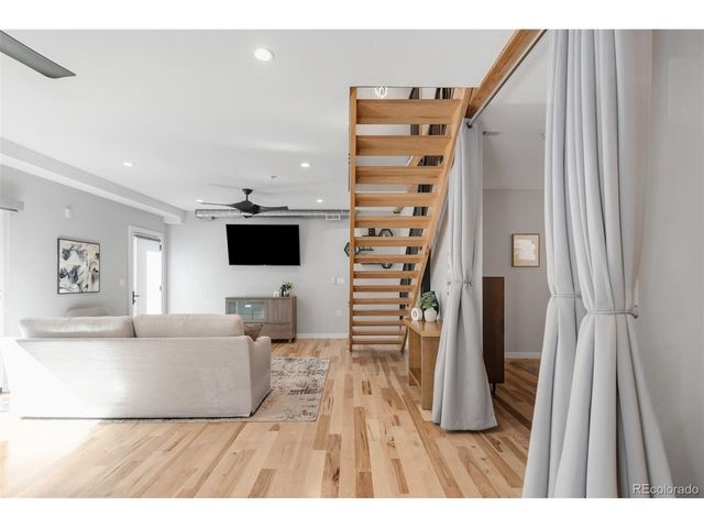 3295 Blake St 102, Denver, CO 80205