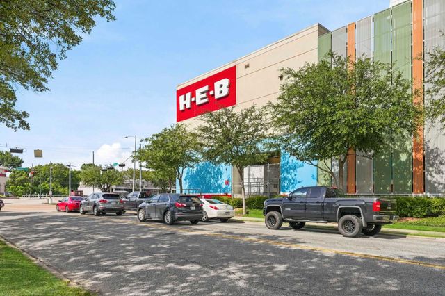 4827 Braesvalley Drive, Houston, TX 77096