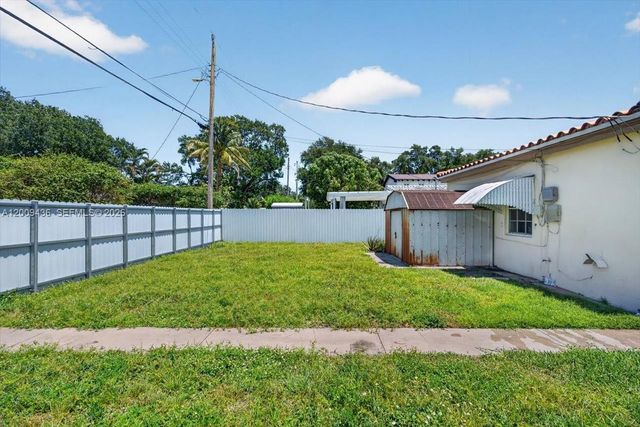1171 NE 182nd St, North Miami Beach, FL 33162