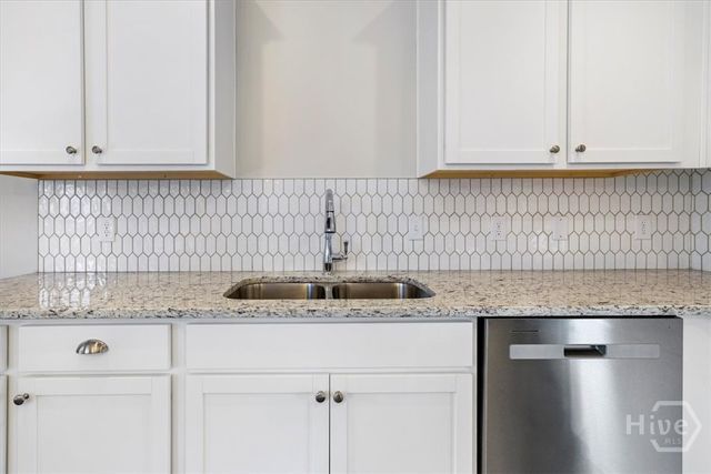 8 Oak Alley, Guyton, GA 31312