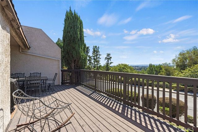 15612 Hillview, Granada Hills, CA 91344