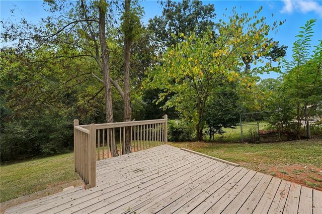 9 Chestnut Street, Cartersville, GA 30120