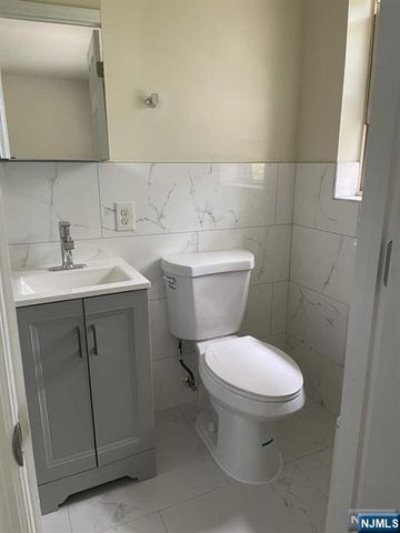 280-320 Oak Street 290D, Ridgewood, NJ 07450