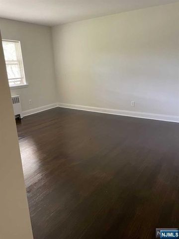 280-320 Oak Street 290D, Ridgewood, NJ 07450