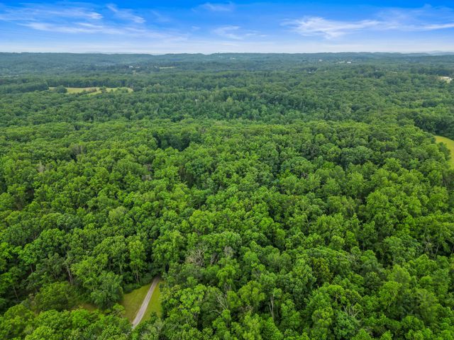 150A Dogwood Springs Dr, Portland, TN 37148