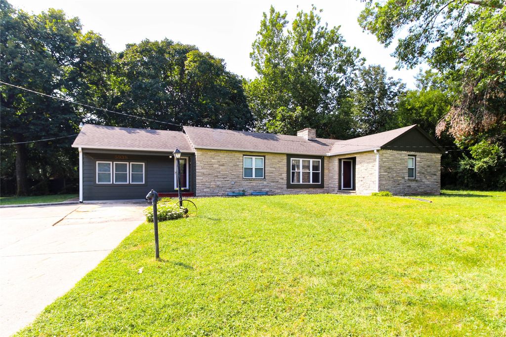 5938 Mckinley Avenue, Des Moines, IA 50321