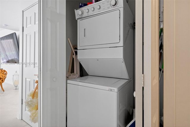 19217 Fisher Island Dr 19217, Miami Beach, FL 33109