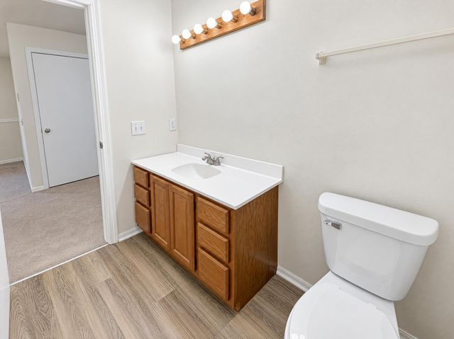 1122 Prairie Court S, Shakopee, MN 55379
