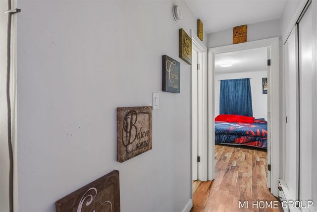 828 W 24th Street, Holland, MI 49423