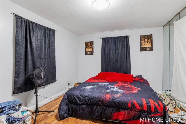828 W 24th Street, Holland, MI 49423