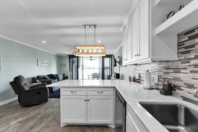 12500 Melville Drive 104A, Montgomery, TX 77356