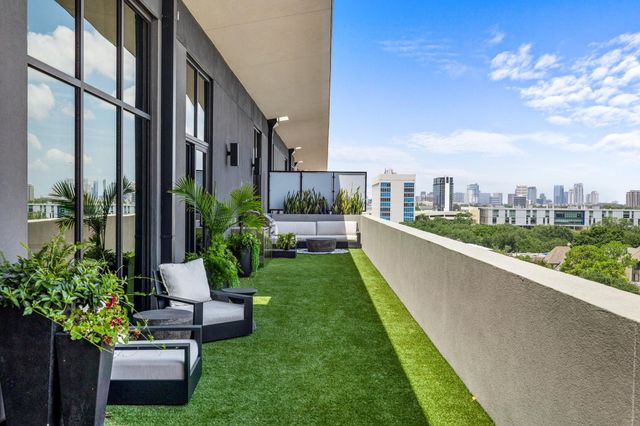 2710 Steel Street 704, Houston, TX 77098