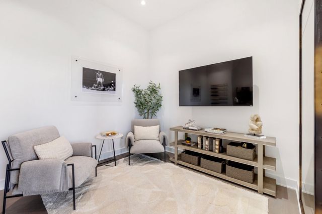 2710 Steel Street 704, Houston, TX 77098