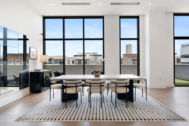 2710 Steel Street 704, Houston, TX 77098