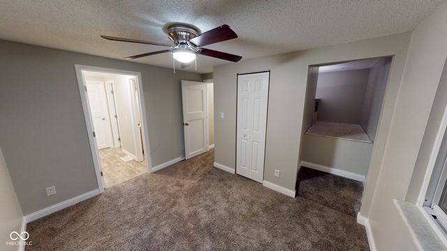 73 Trails End, Greenwood, IN 46142