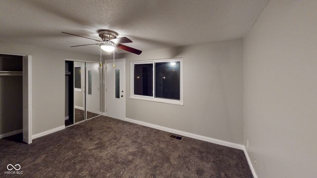 73 Trails End, Greenwood, IN 46142