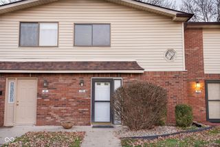 73 Trails End, Greenwood, IN 46142