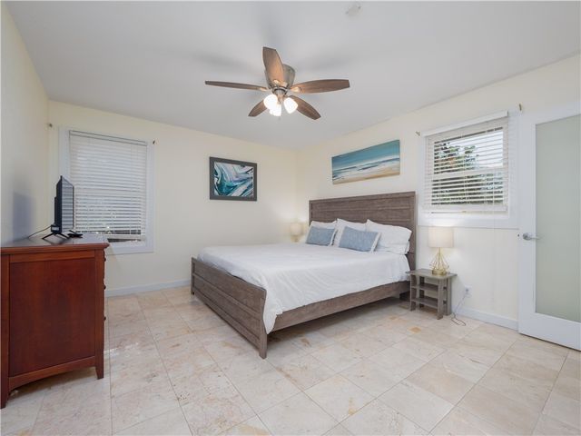 900 Mallery Street, St Simons Island, GA 31522