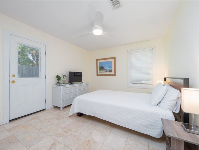 900 Mallery Street, St Simons Island, GA 31522