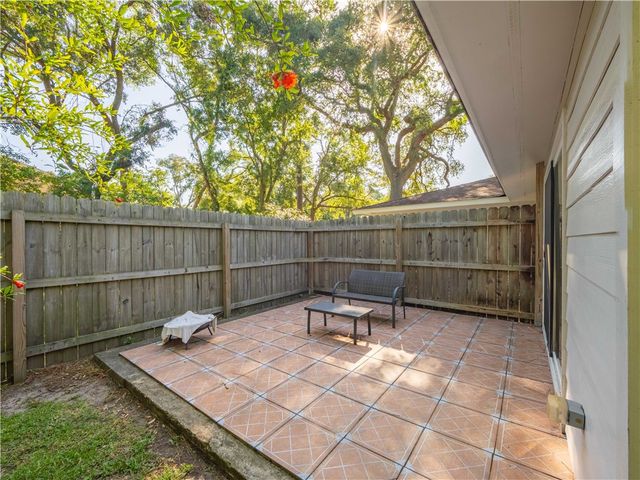 900 Mallery Street, St Simons Island, GA 31522