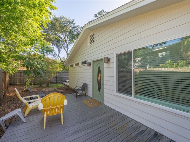 900 Mallery Street, St Simons Island, GA 31522