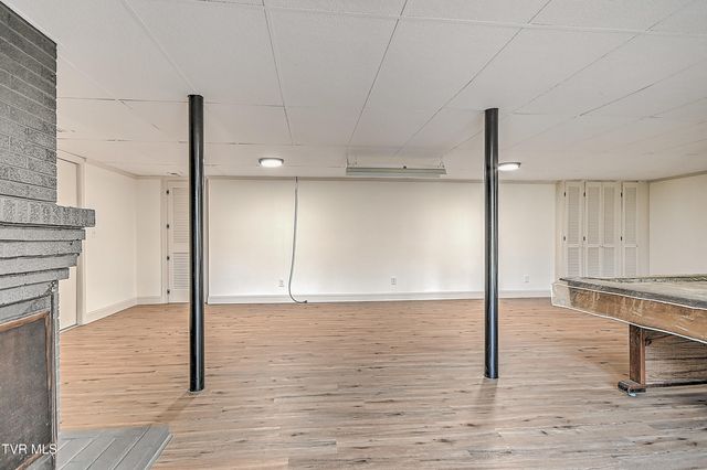 1708 Jackson Terrace, Johnson City, TN 37604