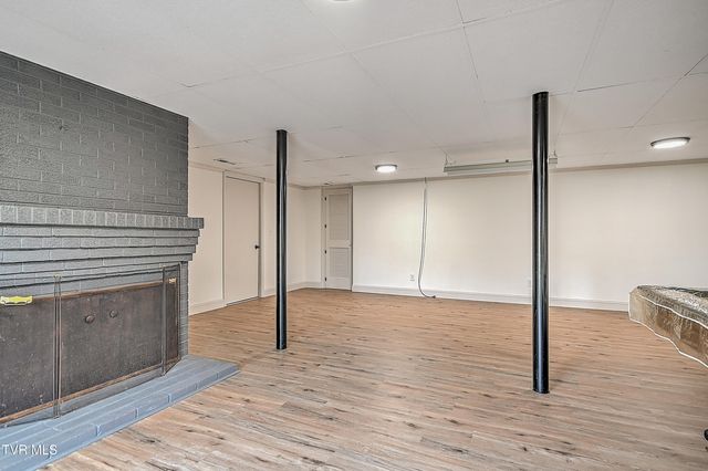 1708 Jackson Terrace, Johnson City, TN 37604