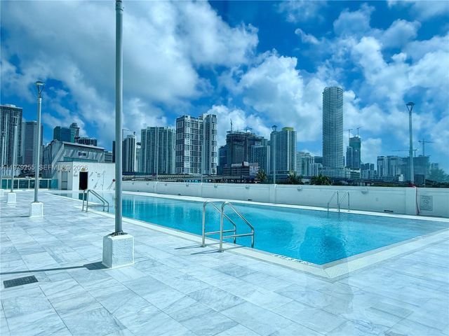 10 SW South River Dr 715, Miami, FL 33130