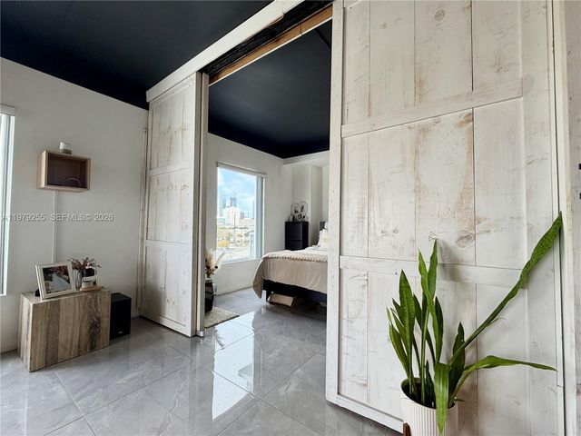 10 SW South River Dr 715, Miami, FL 33130