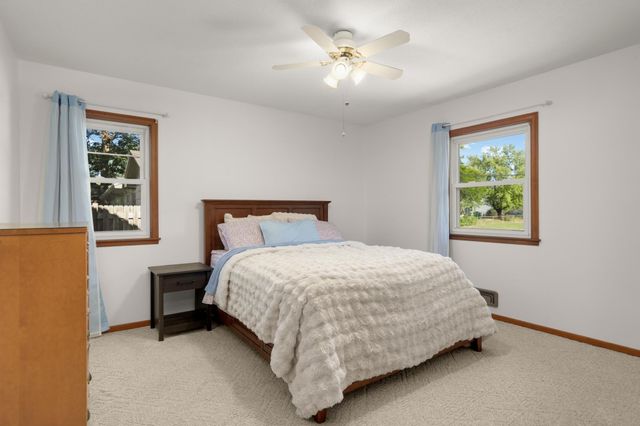 11748 Bittersweet Street NW, Coon Rapids, MN 55433