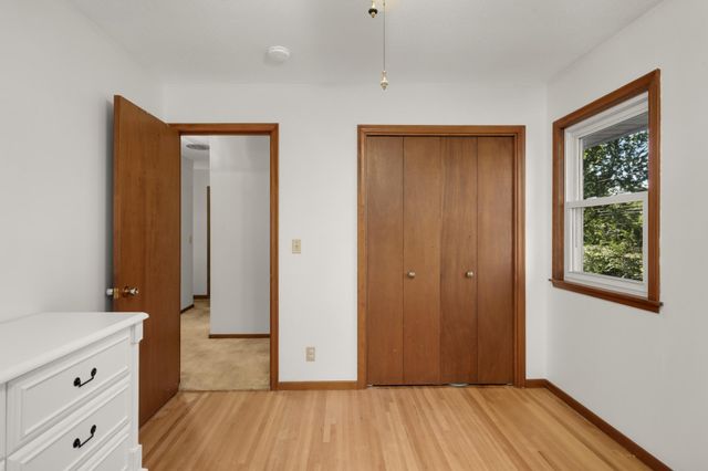 11748 Bittersweet Street NW, Coon Rapids, MN 55433