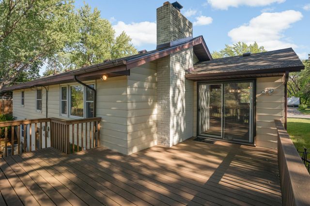 11748 Bittersweet Street NW, Coon Rapids, MN 55433