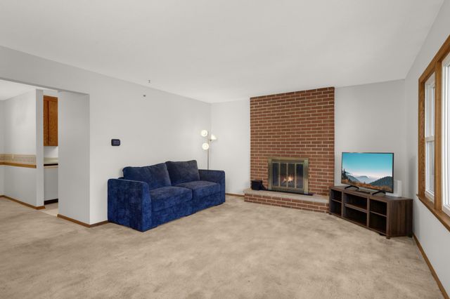 11748 Bittersweet Street NW, Coon Rapids, MN 55433