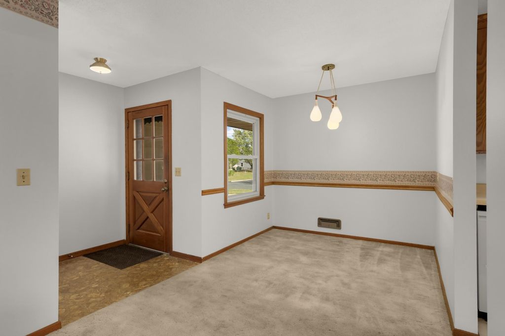 11748 Bittersweet Street NW, Coon Rapids, MN 55433 — photo 4