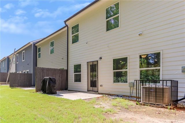 4543 Ashbrooke Trace, Stone Mountain, GA 30083