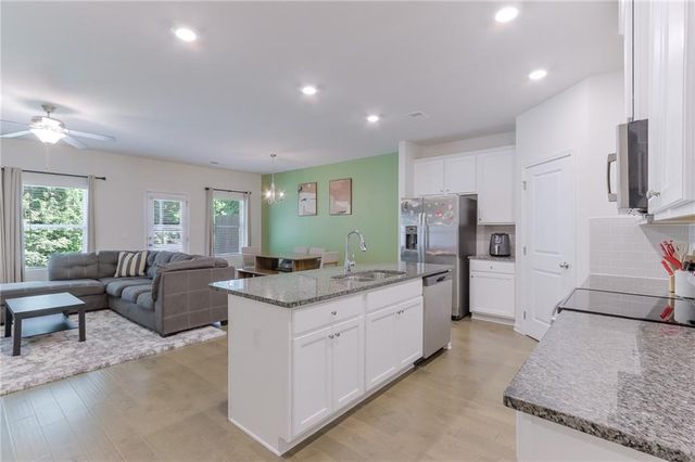 4543 Ashbrooke Trace, Stone Mountain, GA 30083