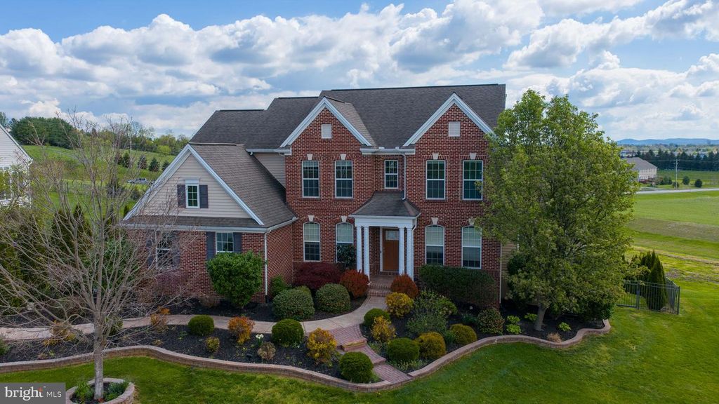 5 BELLA VISTA DRIVE, Mechanicsburg, PA 17050