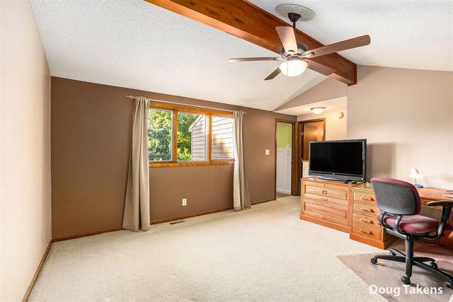 1355 Bent Tree Drive, Hudsonville, MI 49426