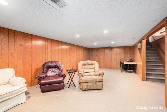 1355 Bent Tree Drive, Hudsonville, MI 49426