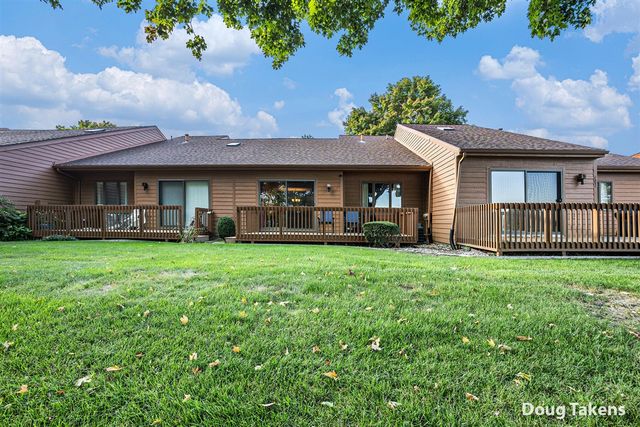 1355 Bent Tree Drive, Hudsonville, MI 49426