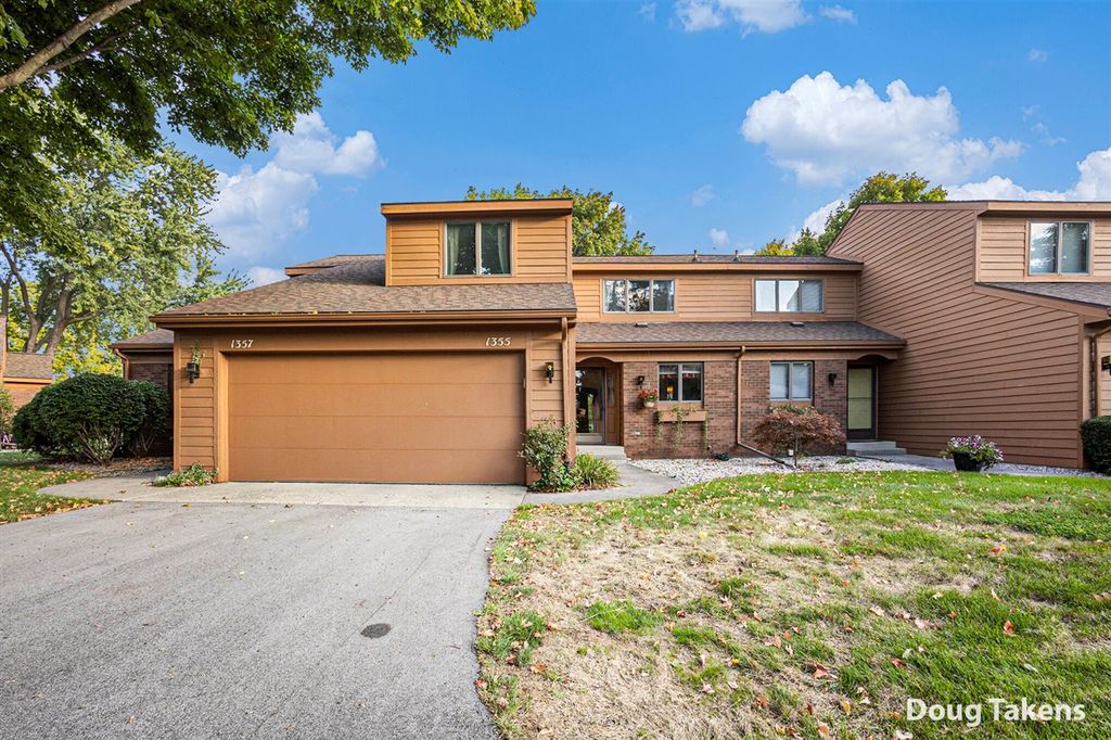 1355 Bent Tree Drive, Hudsonville, MI 49426