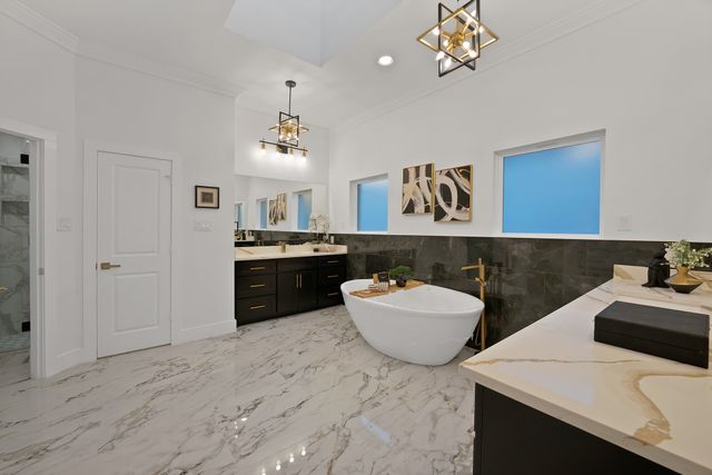 1913 Crockett Circle, Irving, TX 75038