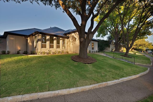 1913 Crockett Circle, Irving, TX 75038
