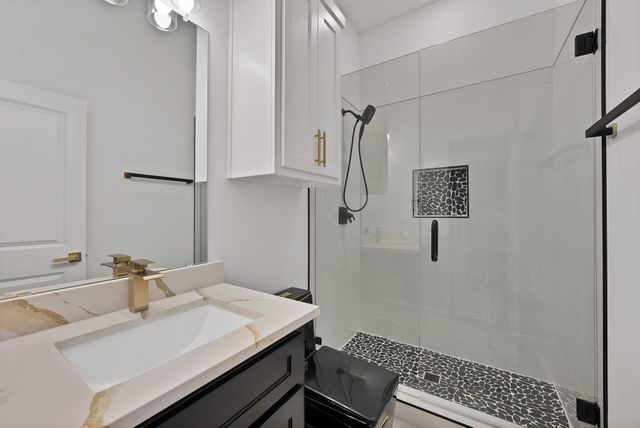 1913 Crockett Circle, Irving, TX 75038