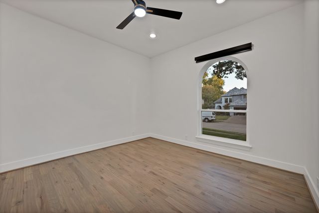 1913 Crockett Circle, Irving, TX 75038